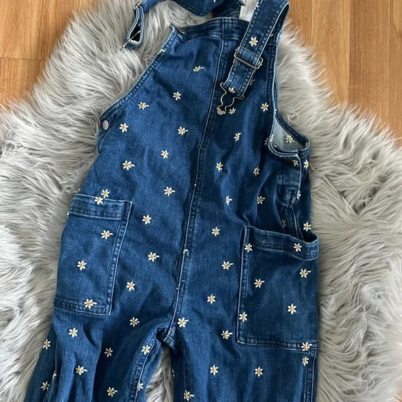 Hanna Andersson Kids Denim Overalls with Floral Print - Picture 2 of 9